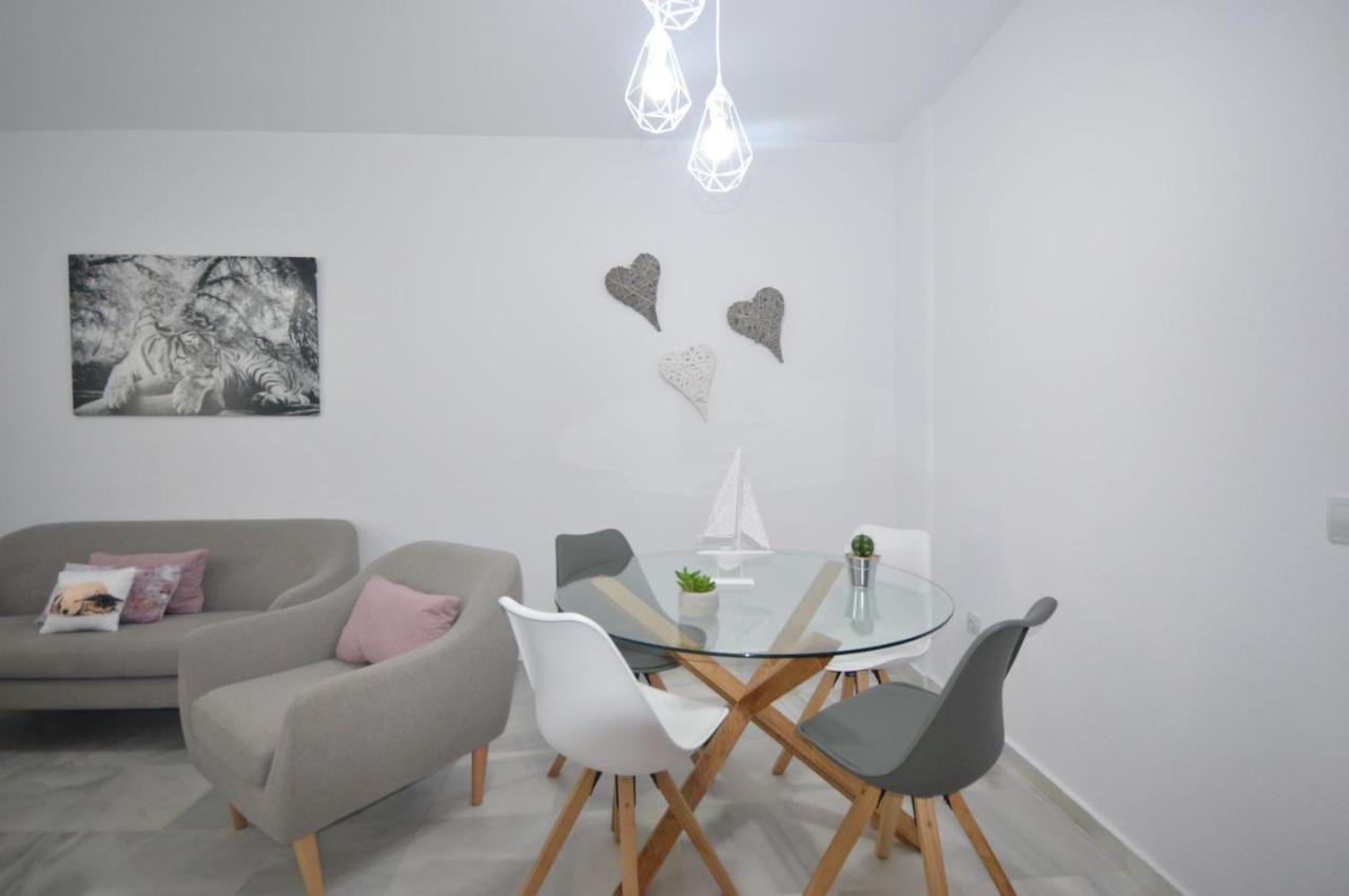Apartamento Centrico En Conil Con Garaje Conil De La Frontera Esterno foto